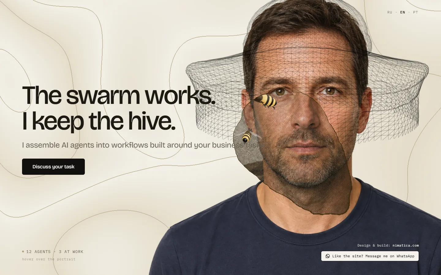 The English version of the screen: the headline The swarm works, I keep the hive, and the language switch in the corner.